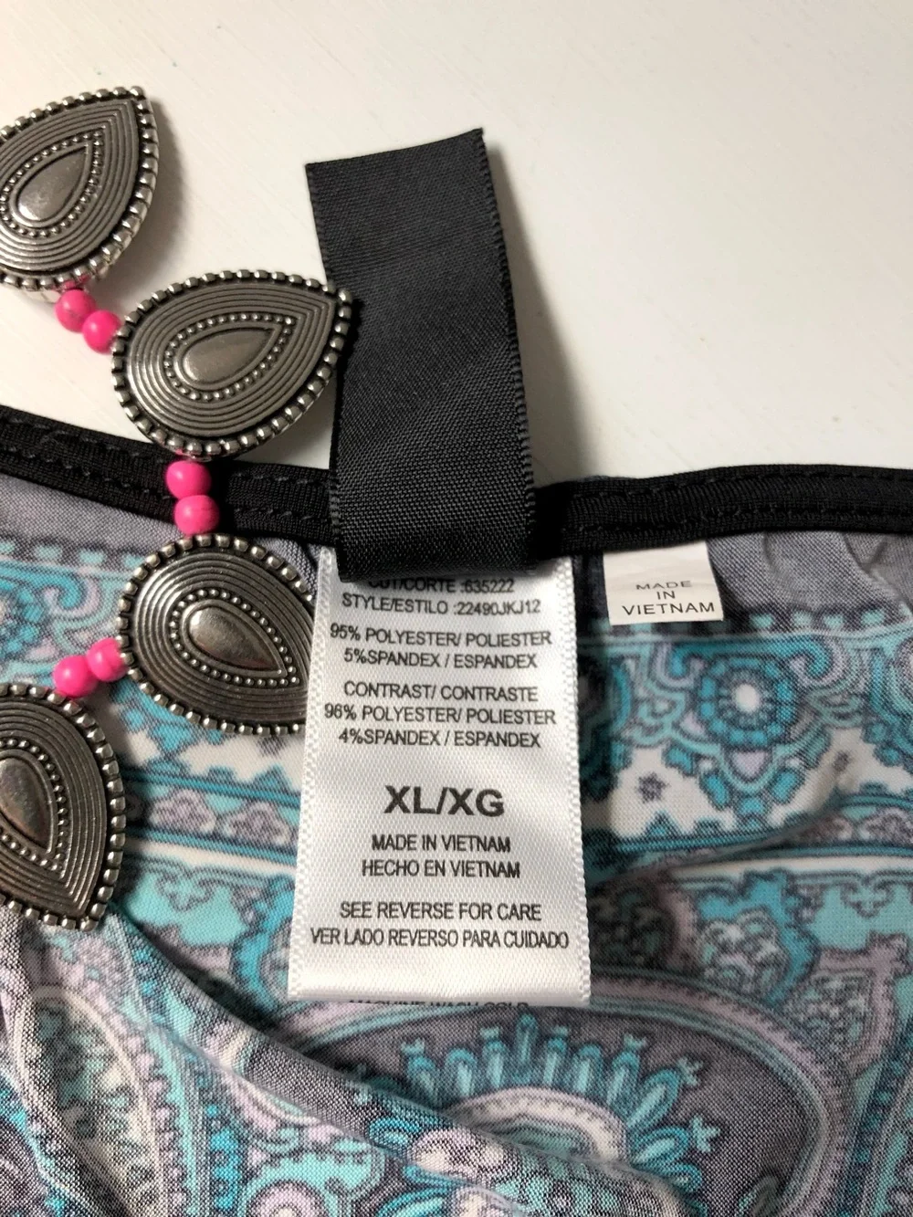 Halo Black Print Top Size XL - Picture 10 of 10